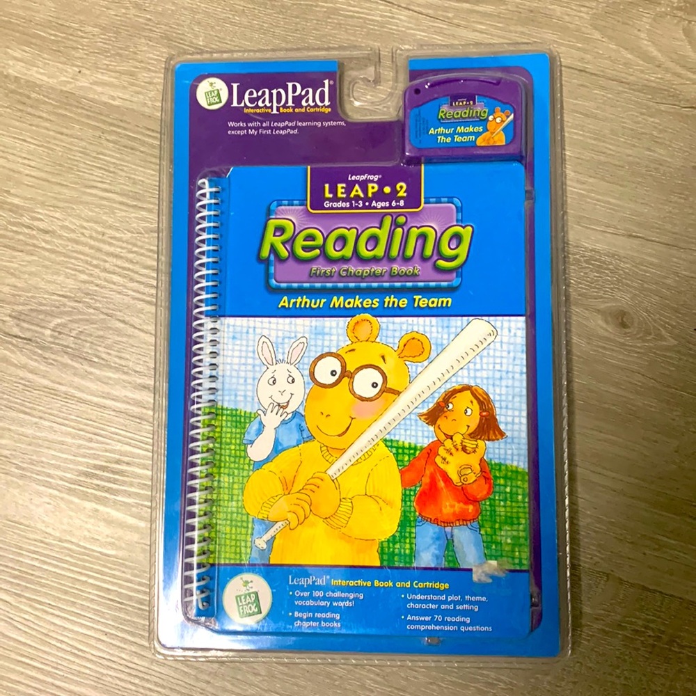 LeapPad 2 reading “Arthur Makes the Team” interactive book brand new